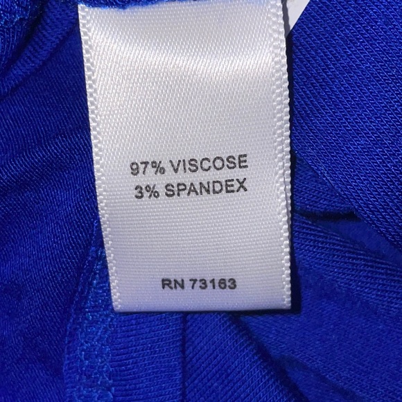 Sleeveless bright blue V neck top - Picture 6 of 6